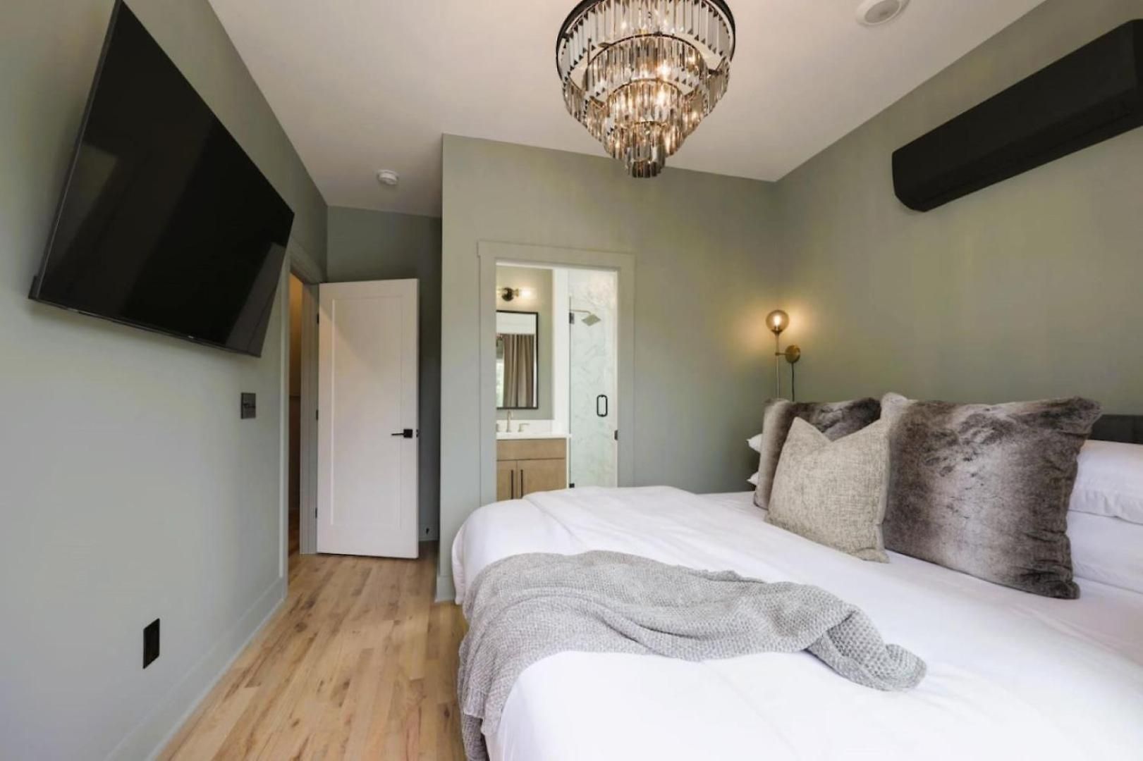 Perfect Pregame Rooftop Close To Broadway Holiday home Nashville
