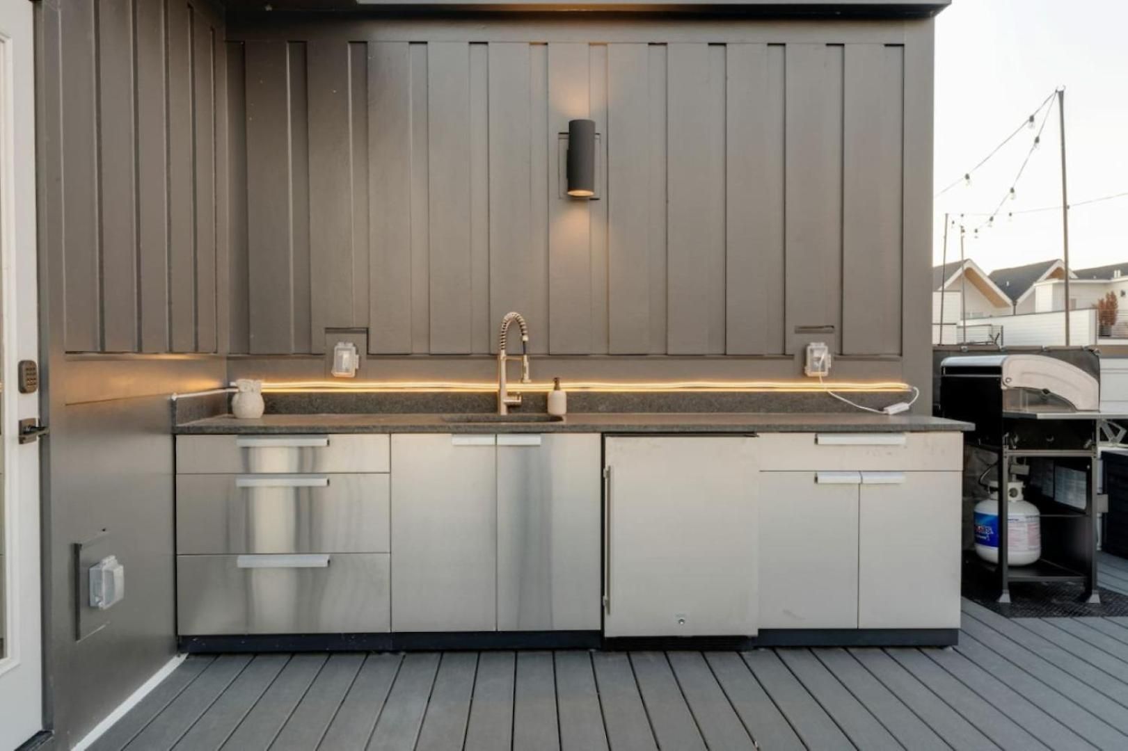 Luxury With Stunning Rooftop Views! Apartment Nashville
