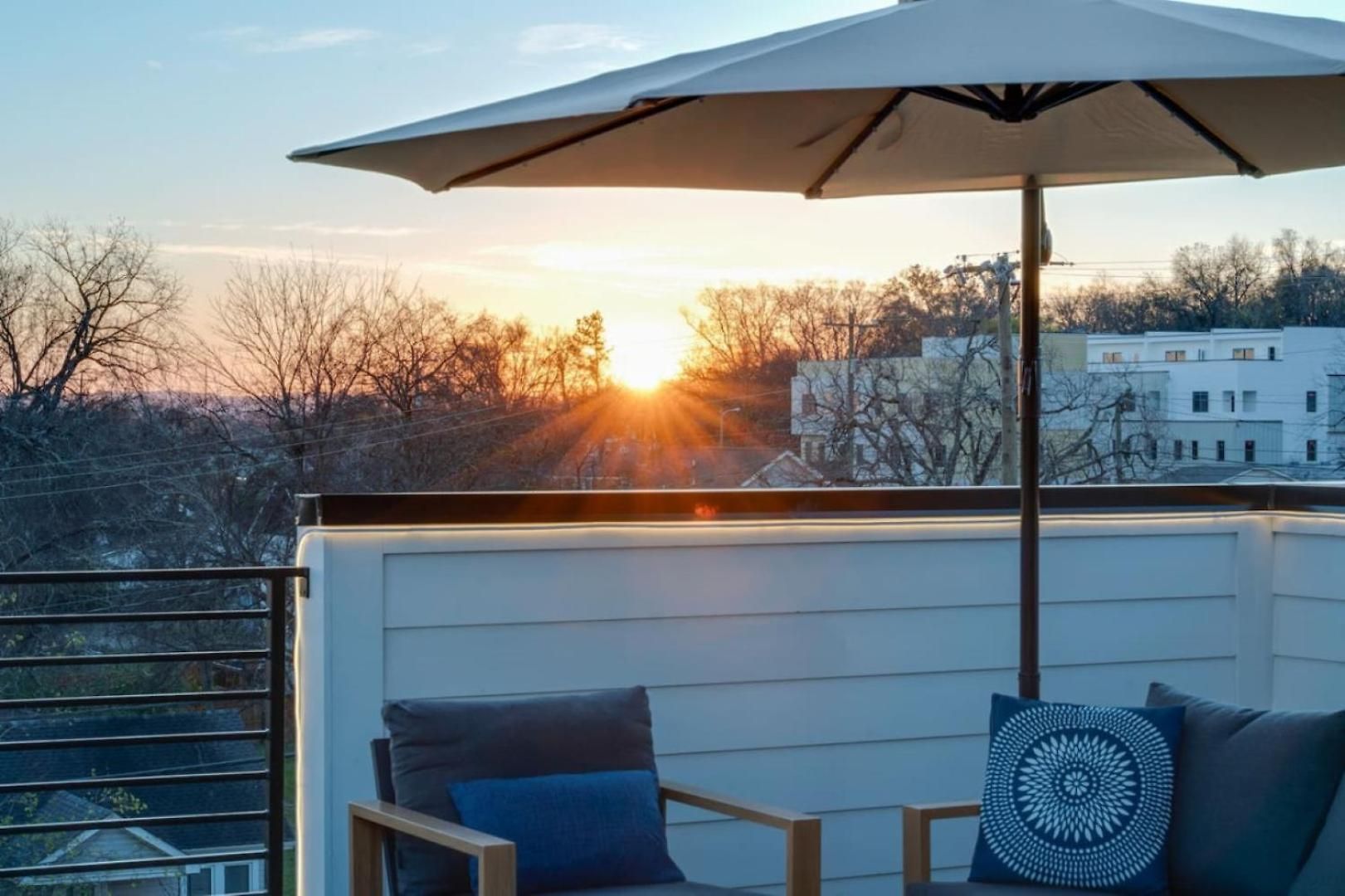 Luxury With Stunning Rooftop Views! Apartment Nashville