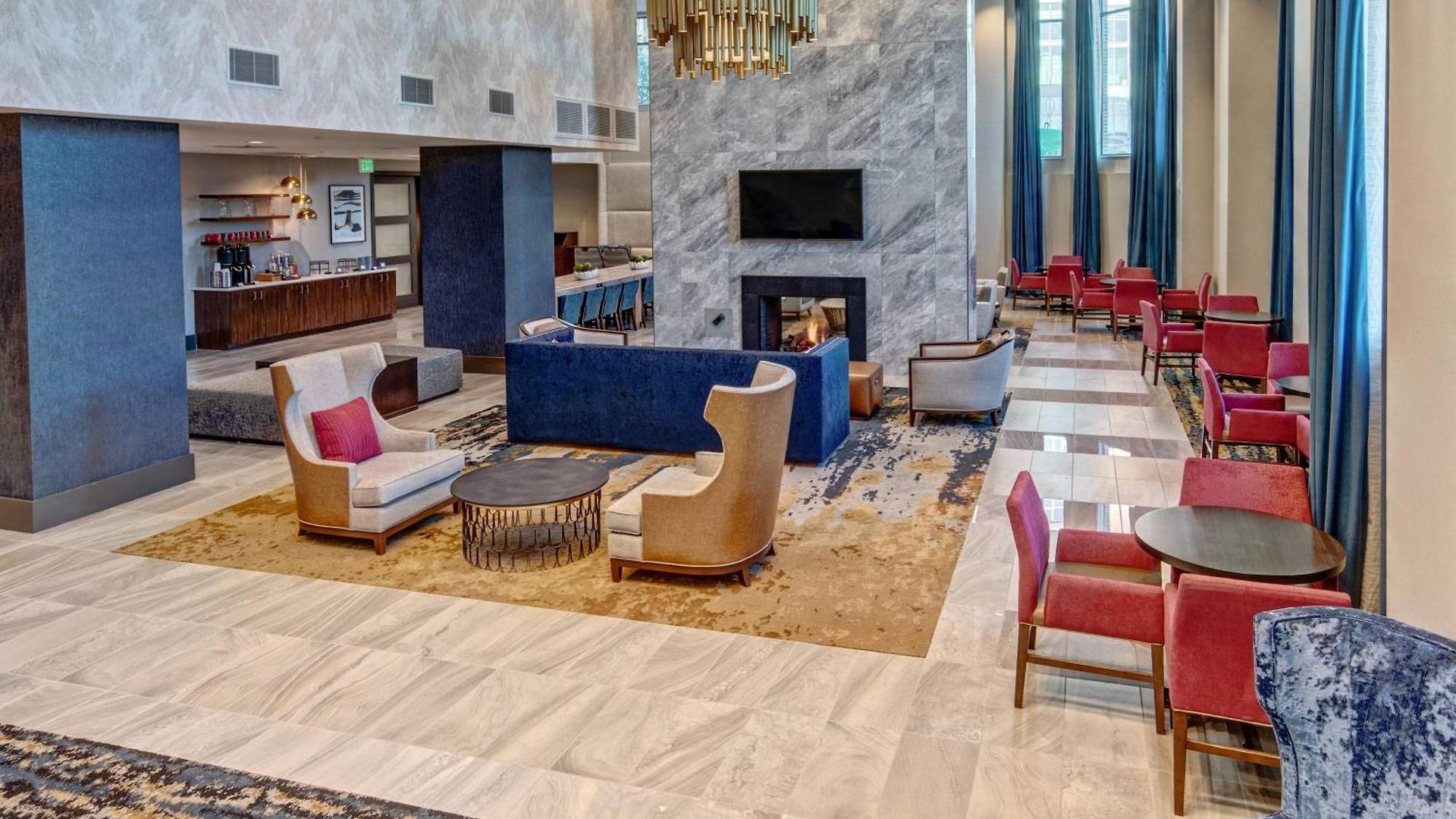By Marriott Hills 3*