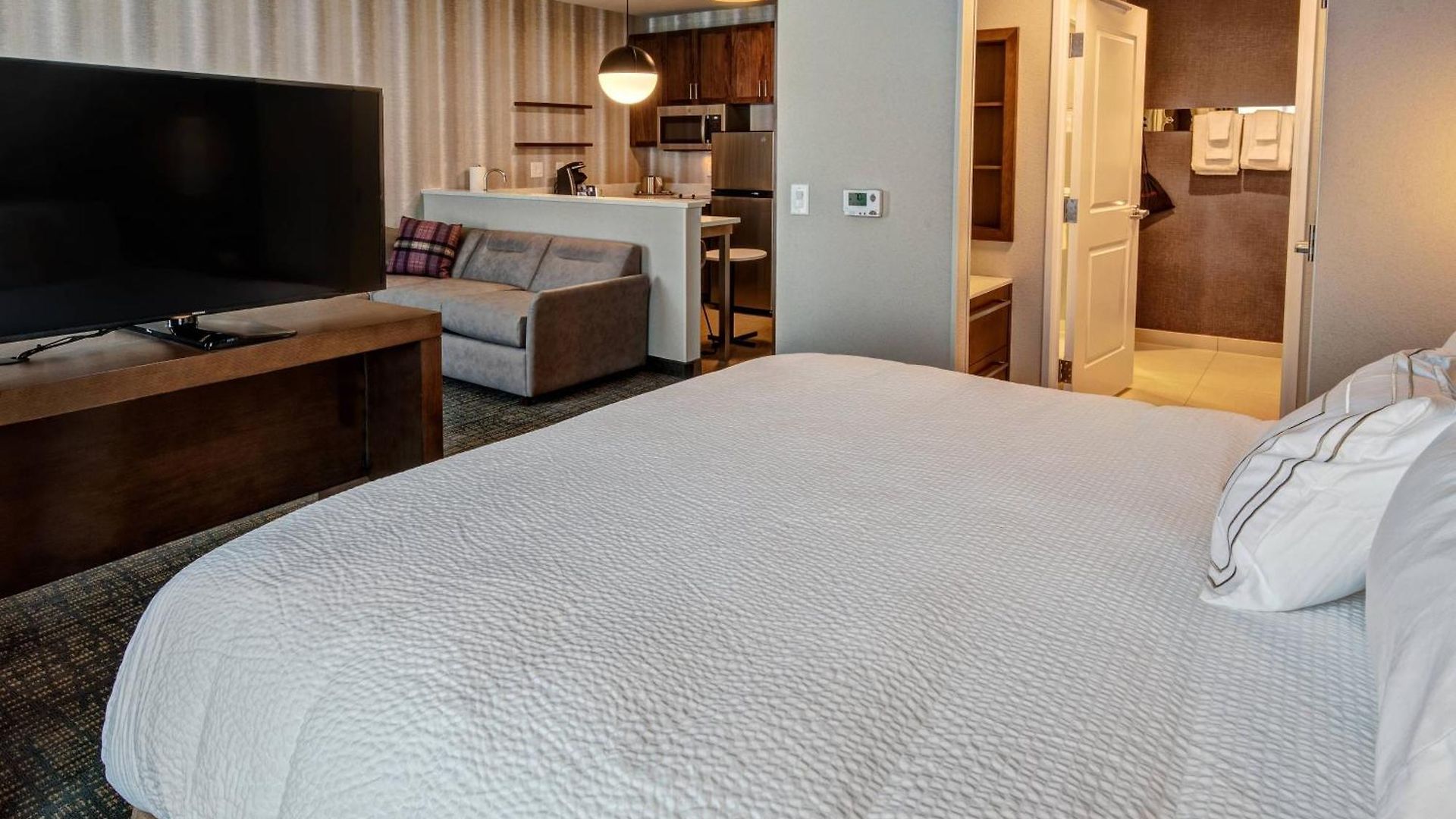 By Marriott Hills 3* Nashville