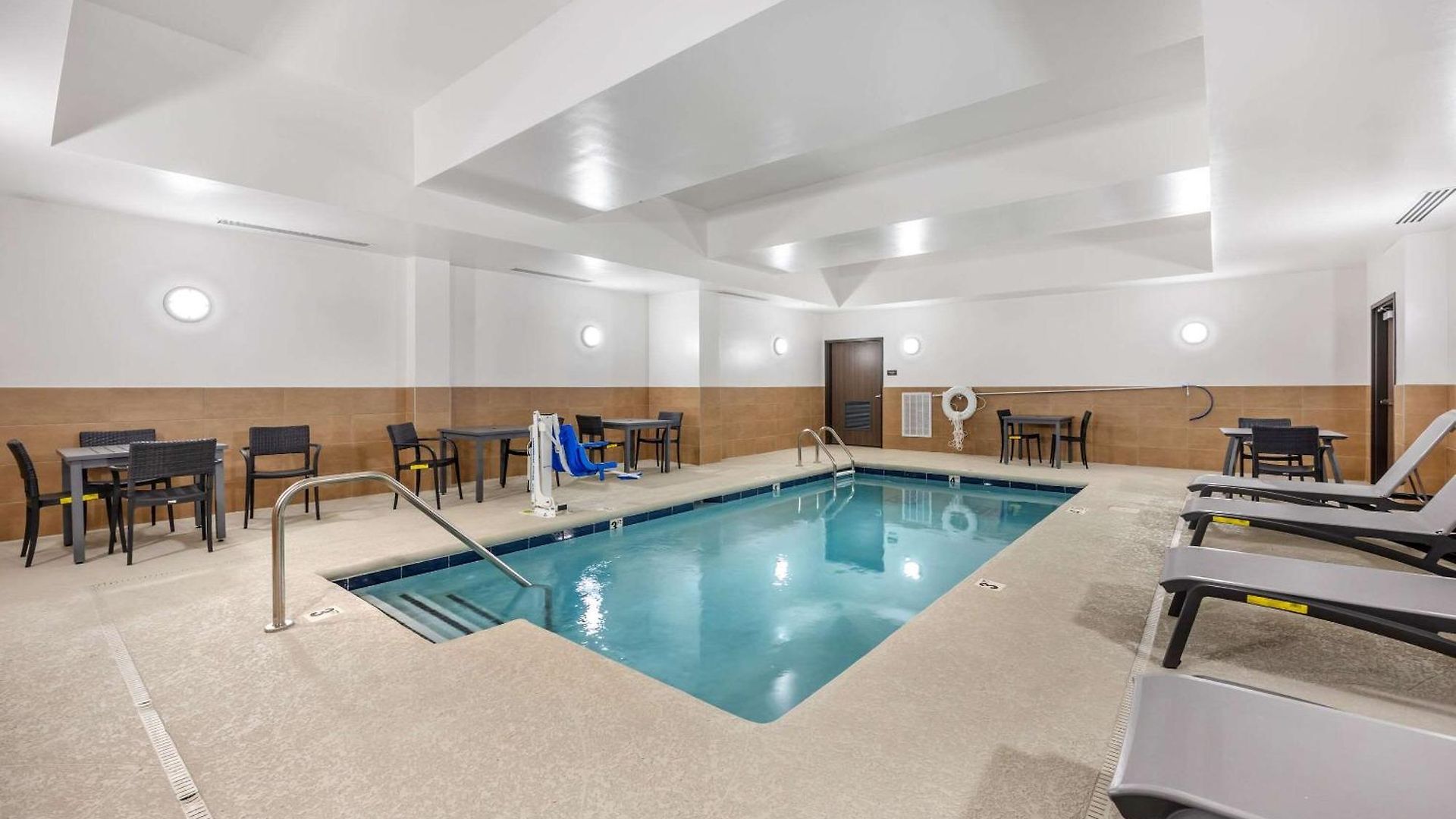 Hotel Comfort & Bellevue 4*