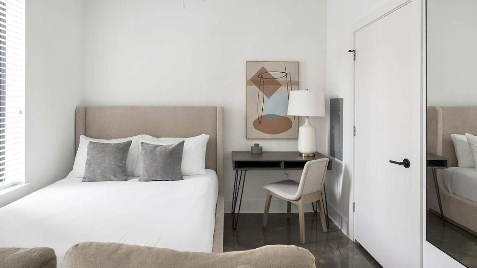 Landing At Standard Assembly - In South Apartment