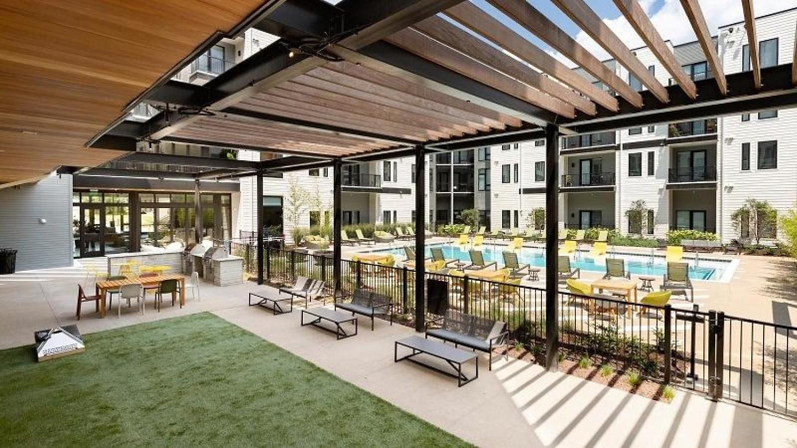 Landing At Standard Assembly - In South Apartment Nashville
