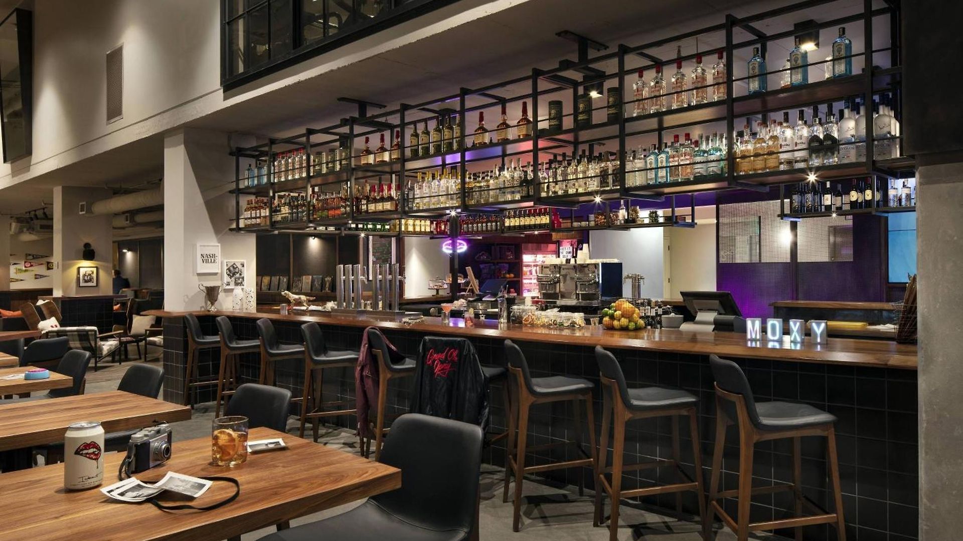 Moxy Vanderbilt Area 3*