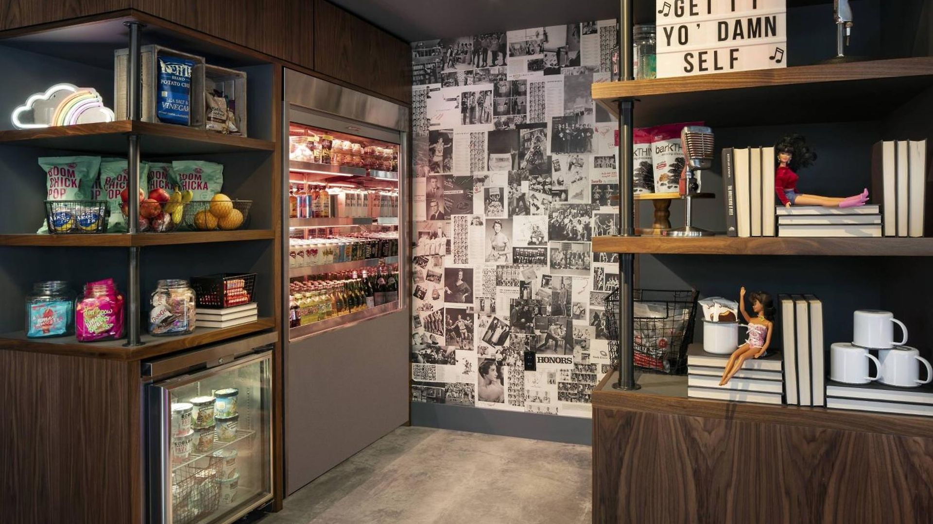 Moxy Vanderbilt Area 3*
