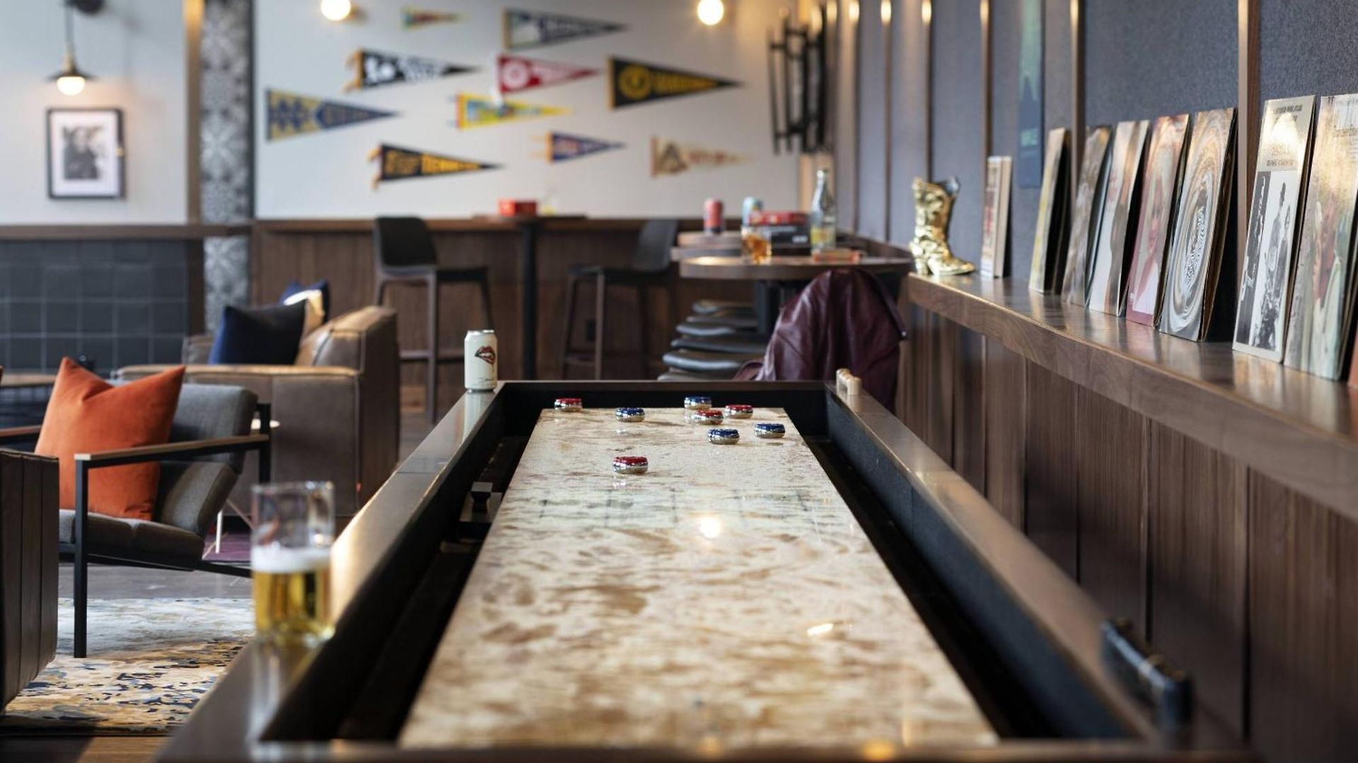 Moxy Vanderbilt Area