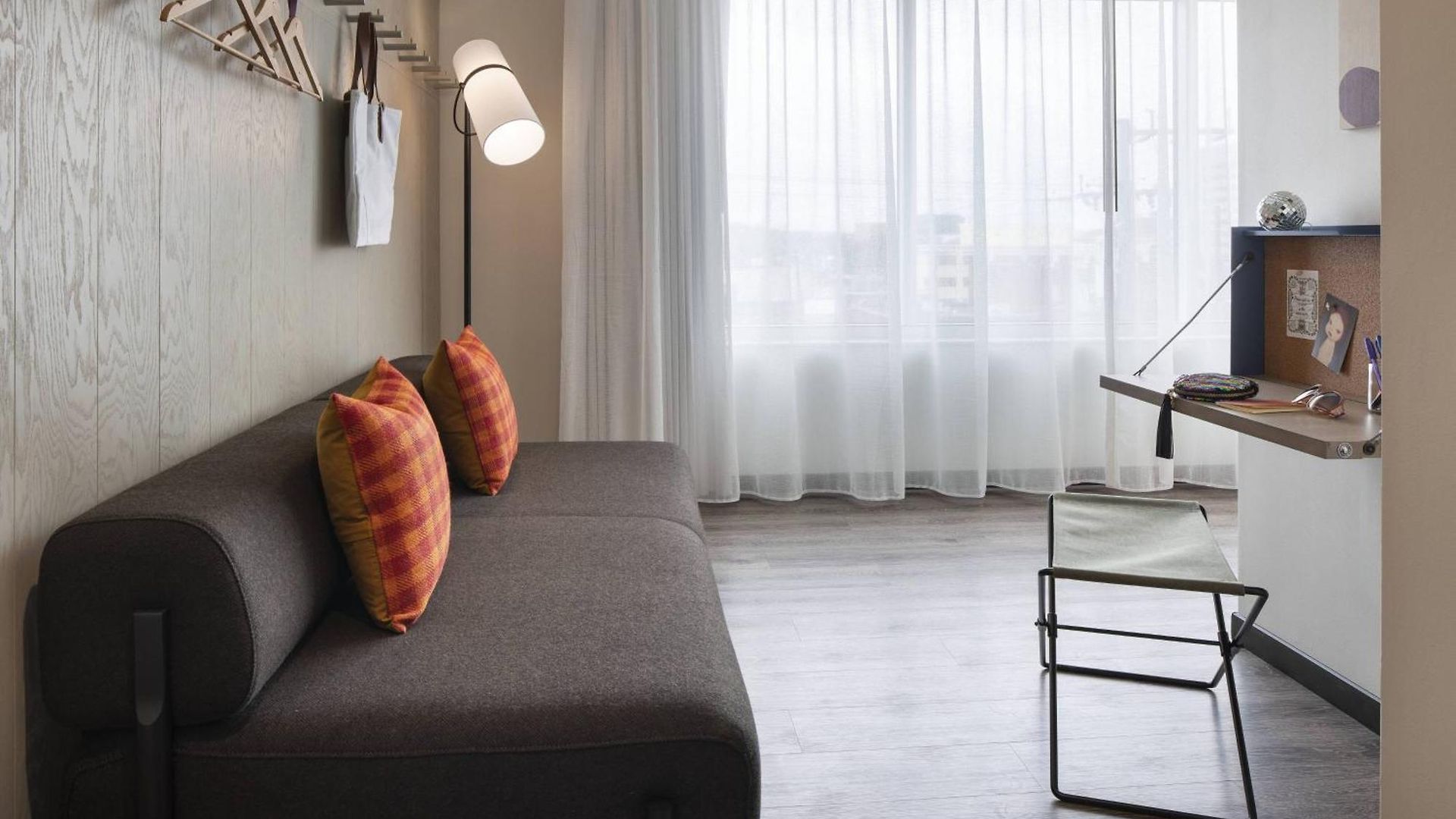 Hotel Moxy Vanderbilt Area