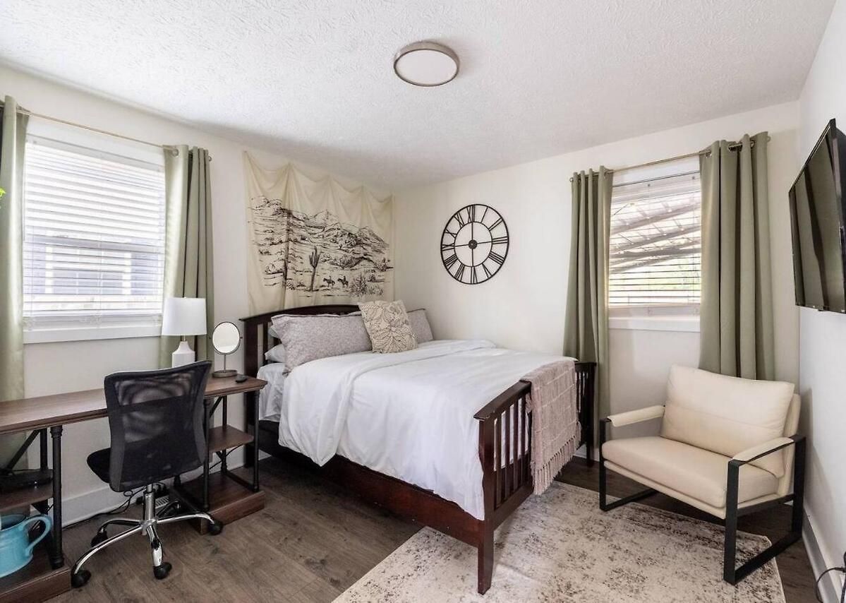 Near Downtown, King Bed, Private Yard, Free Parking Apartment Nashville