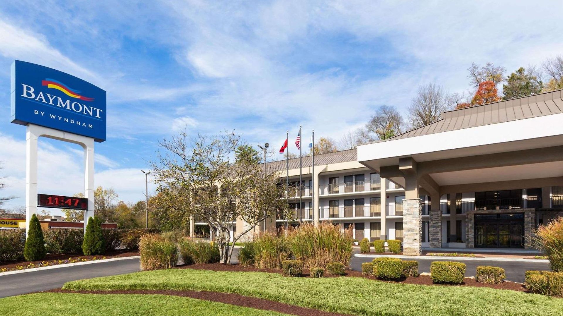 Hotel Baymont By Wyndham Airport