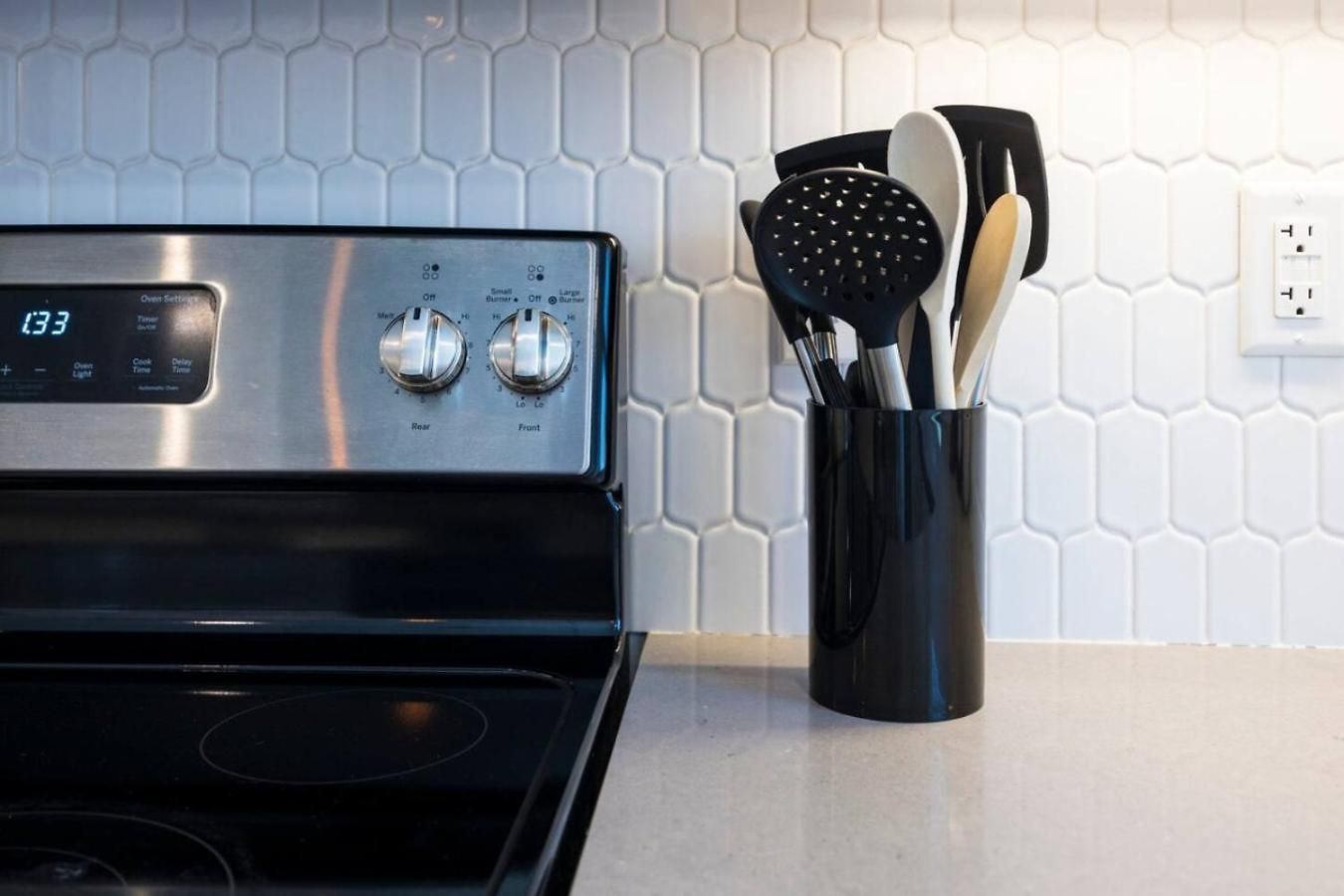 Holiday home Minutes To Broadway Pet Friendly Escape *