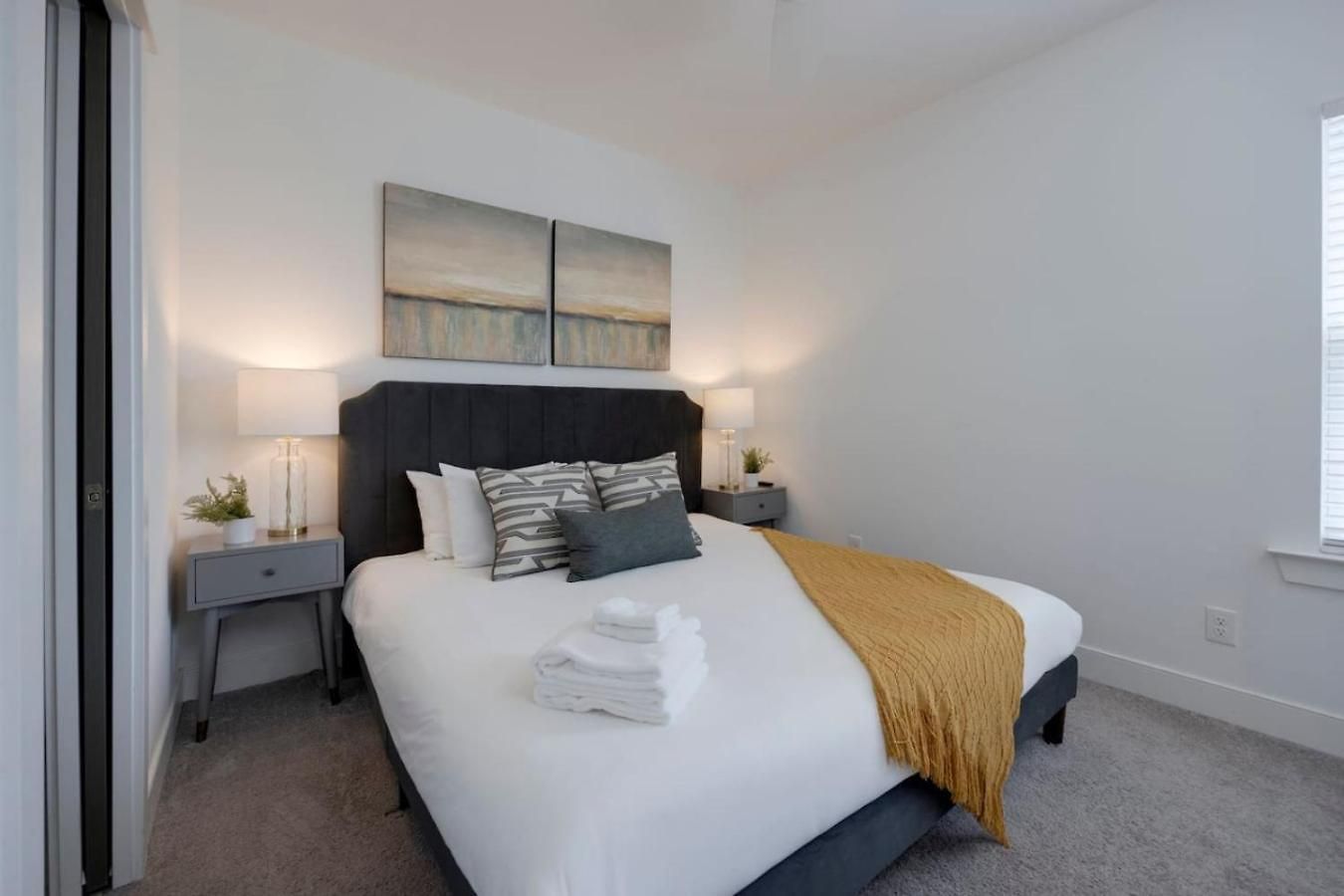 Holiday home Minutes To Broadway Pet Friendly Escape