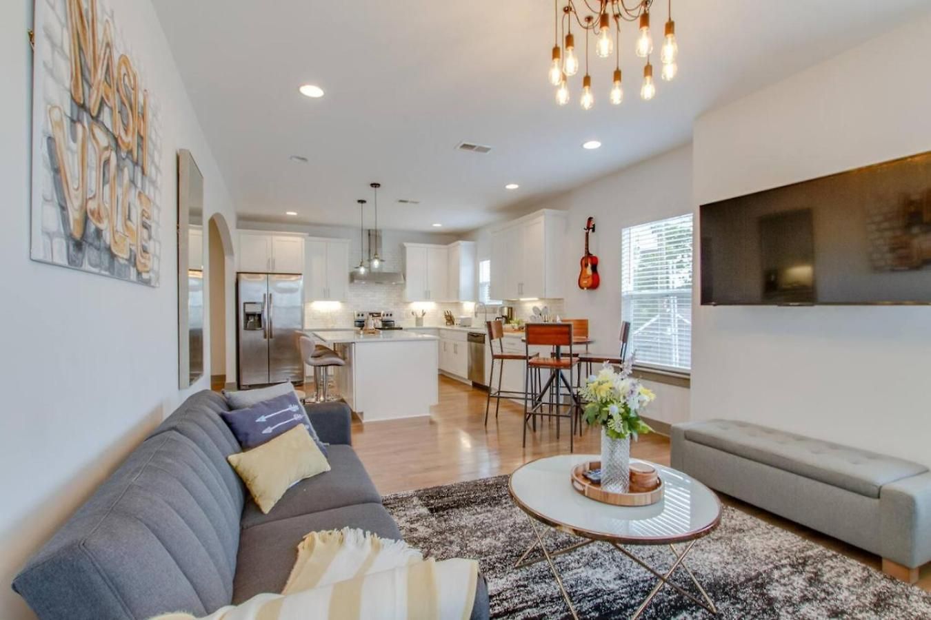 Beautiful Luxury Downtown Private Roofdeck Holiday home