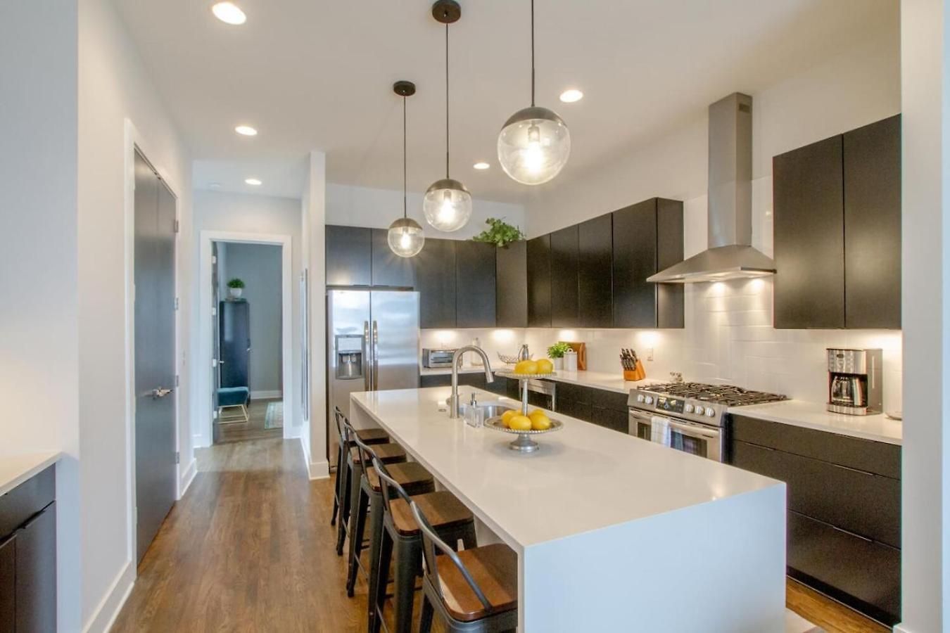 Beautiful West Rooftop Deck Holiday home Nashville