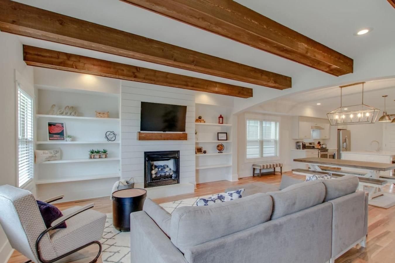 Holiday home East Nash Luxury Four Bedrooms Huge Rooftop Patio
