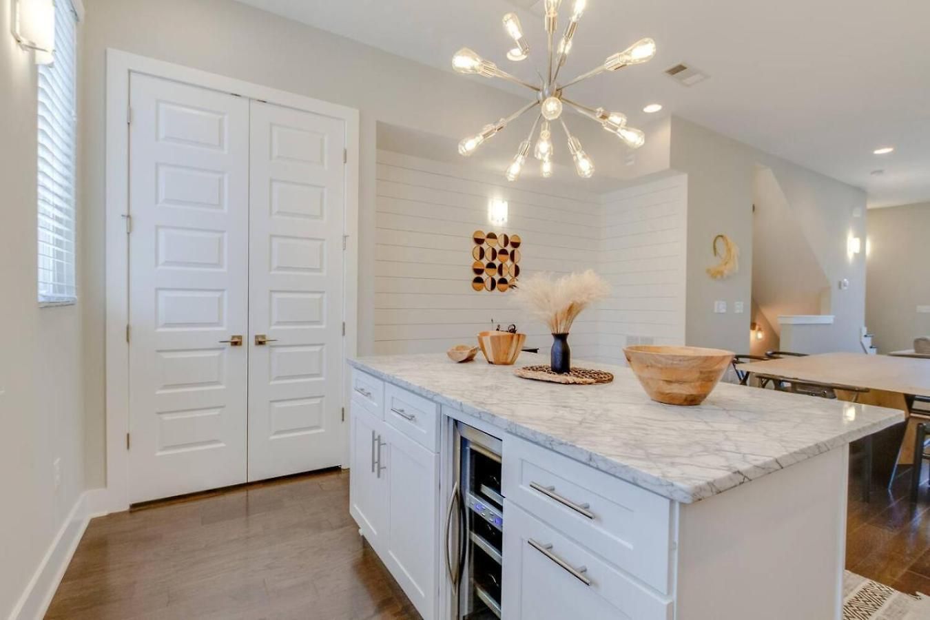 Chic Private Rooftop Minutes To Downtown *