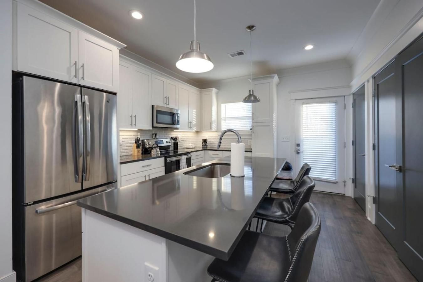 Holiday home Minutes To Broadway Gorgeous Gated Townhome