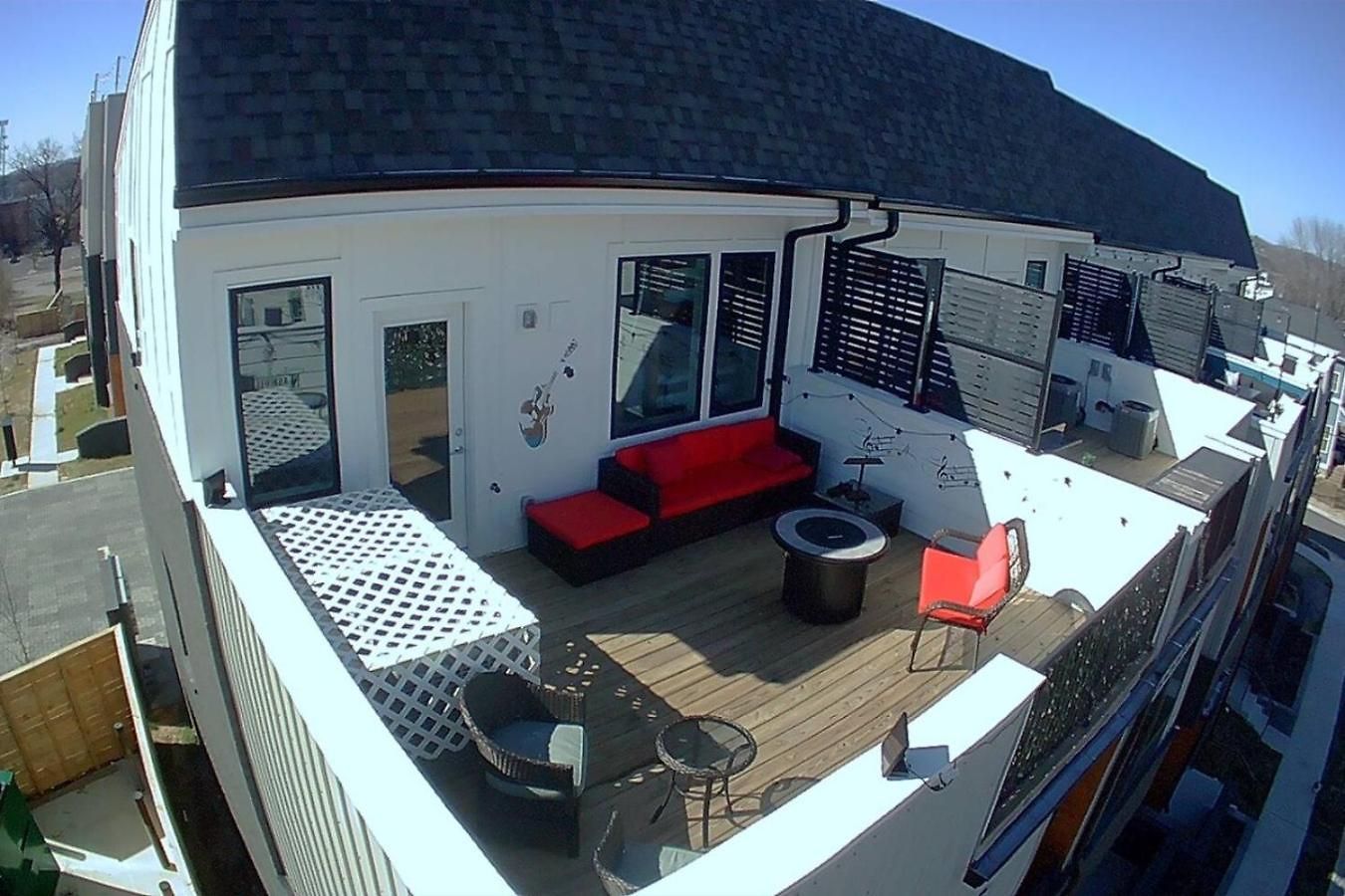 Holiday home Spacious Contemporary Townhome With Private Rooftop *