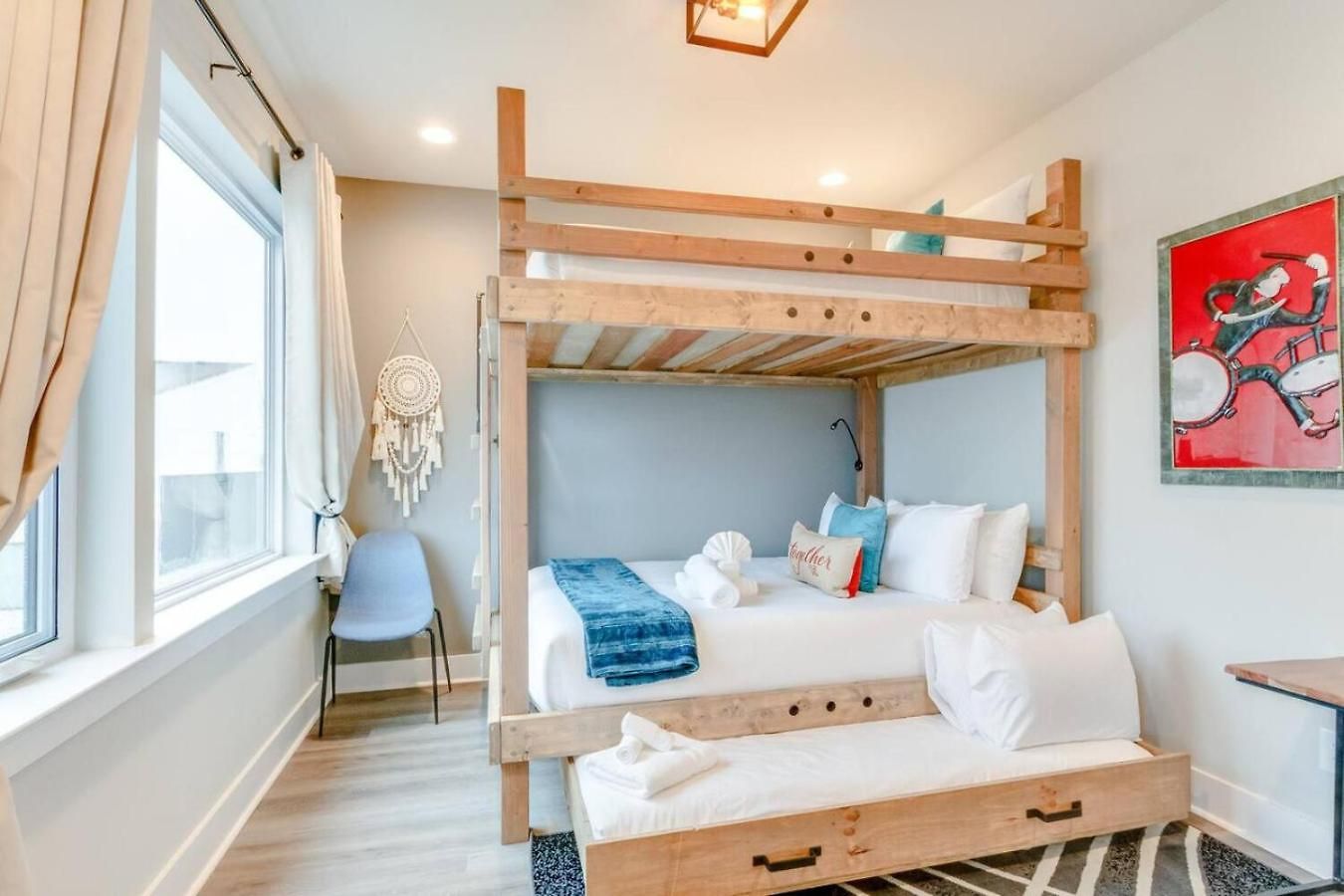Spacious Contemporary Townhome With Private Rooftop * Nashville