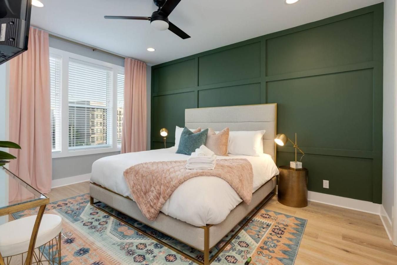 Luxury Downtown Townhome Elevated Skyline Views