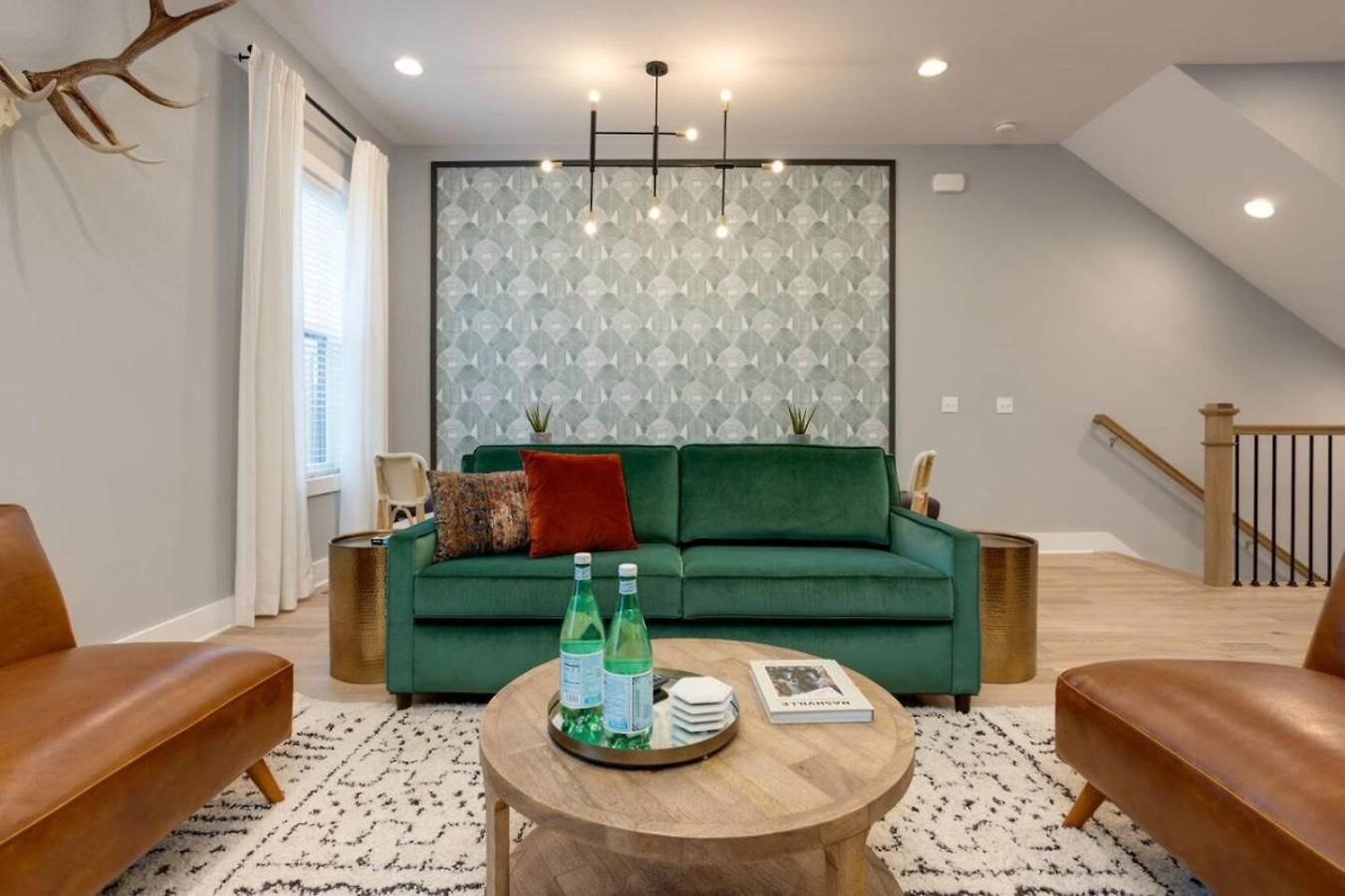 Luxury Downtown Townhome Elevated Skyline Views *