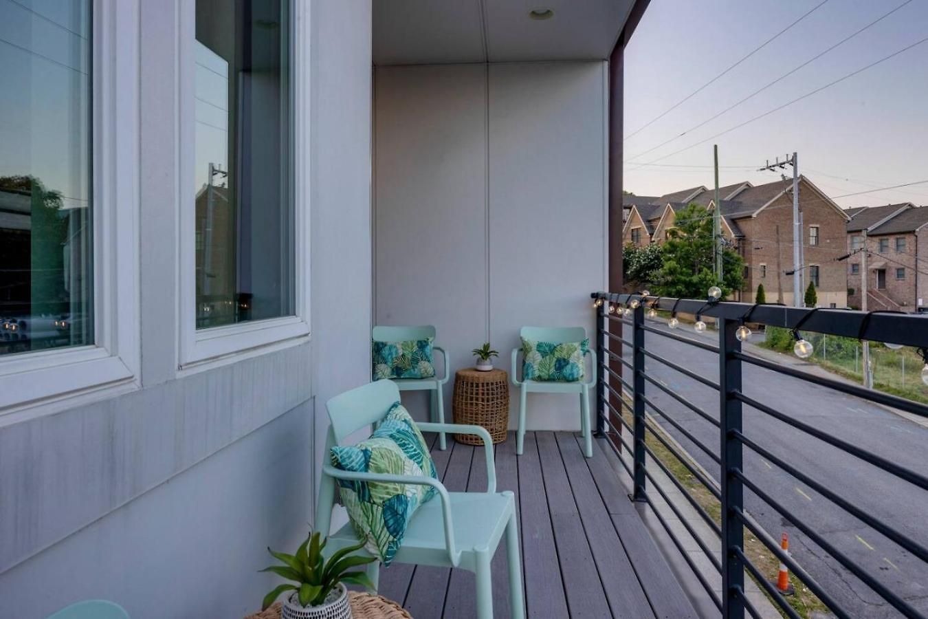 Stunning West End Walkable Area Holiday home Nashville