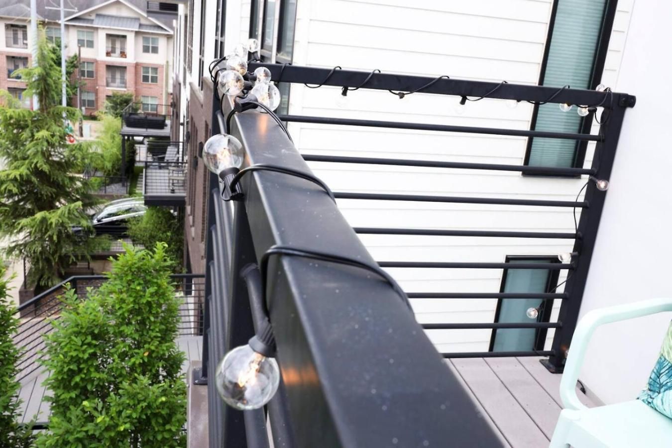 Stunning West End Walkable Area