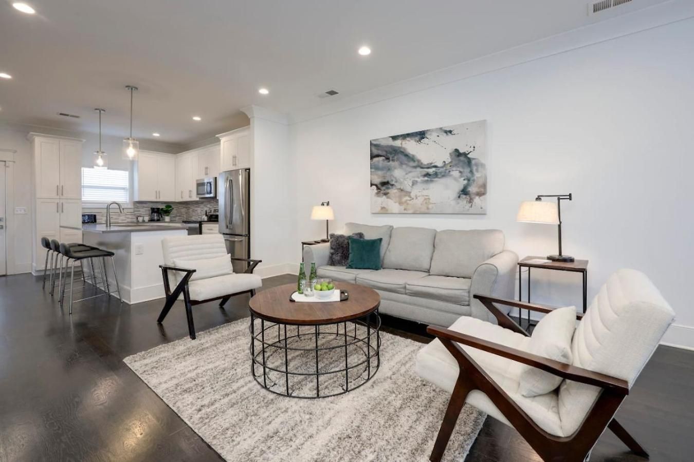 Holiday home Minutes To Broadway Modern Gated Townhome