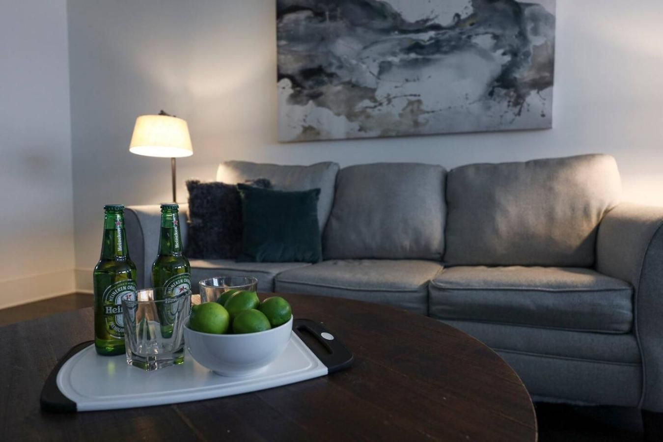 Holiday home Minutes To Broadway Modern Gated Townhome *