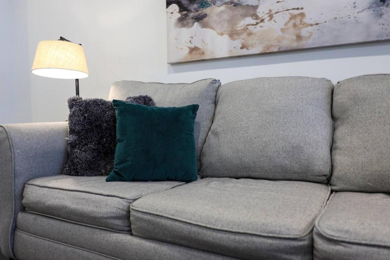 Holiday home Minutes To Broadway Modern Gated Townhome