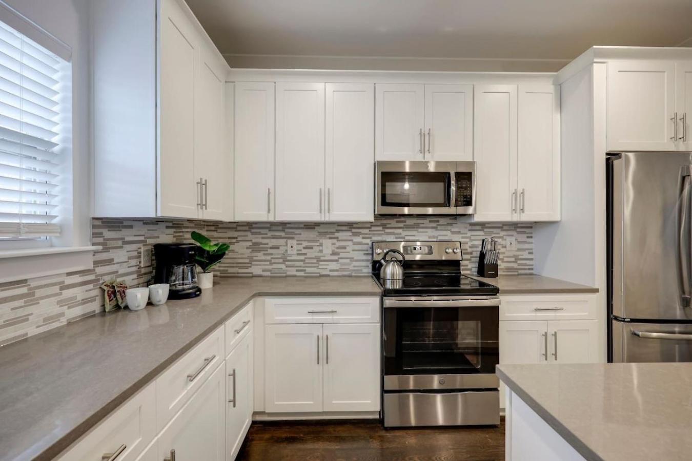 Holiday home Minutes To Broadway Modern Gated Townhome *