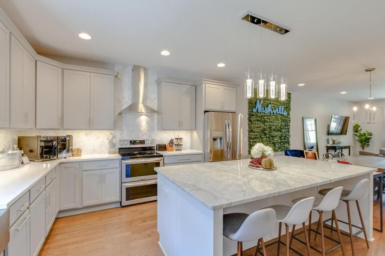 Music Finest In Edgehill 2500 Square Feet Holiday home