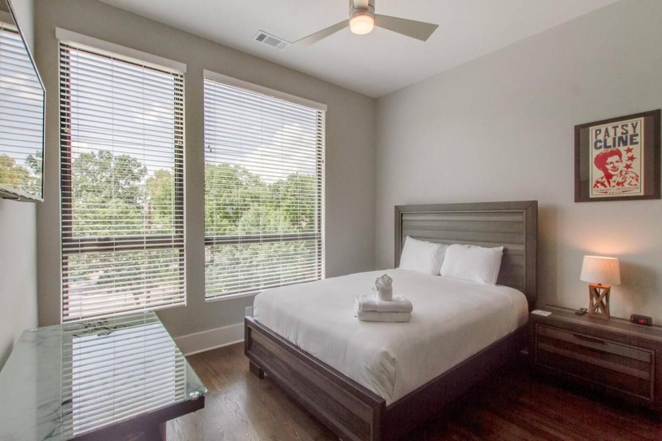 Large Impressive Townhome Private Viewing Terrace Holiday home