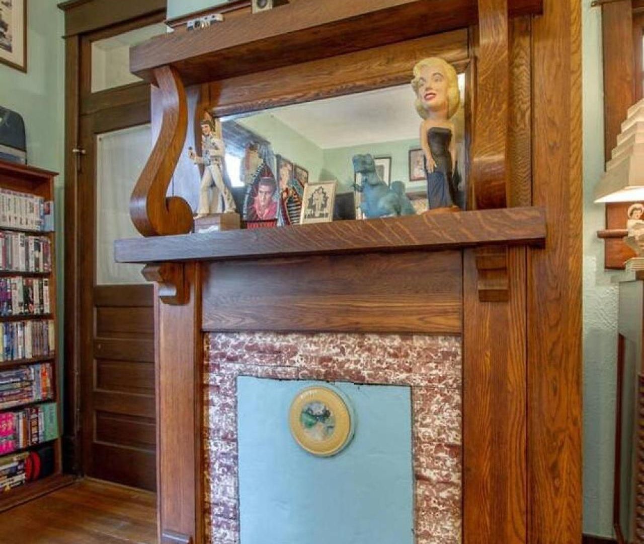 Petite Vintage Charmer Trendy East Holiday home