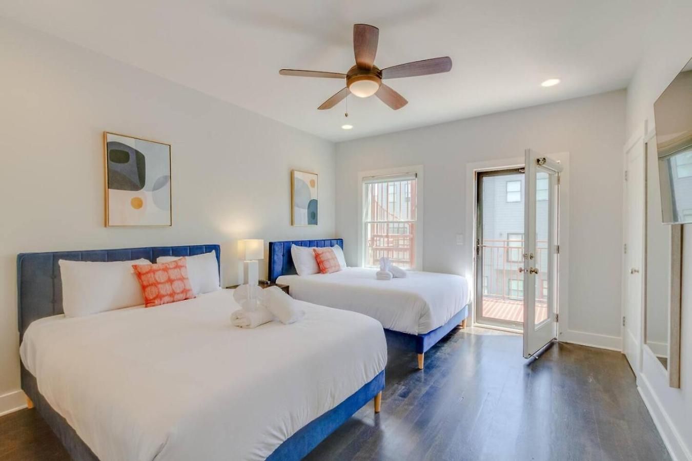 Holiday home Music Hangout With Rooftop Views And Game Nashville