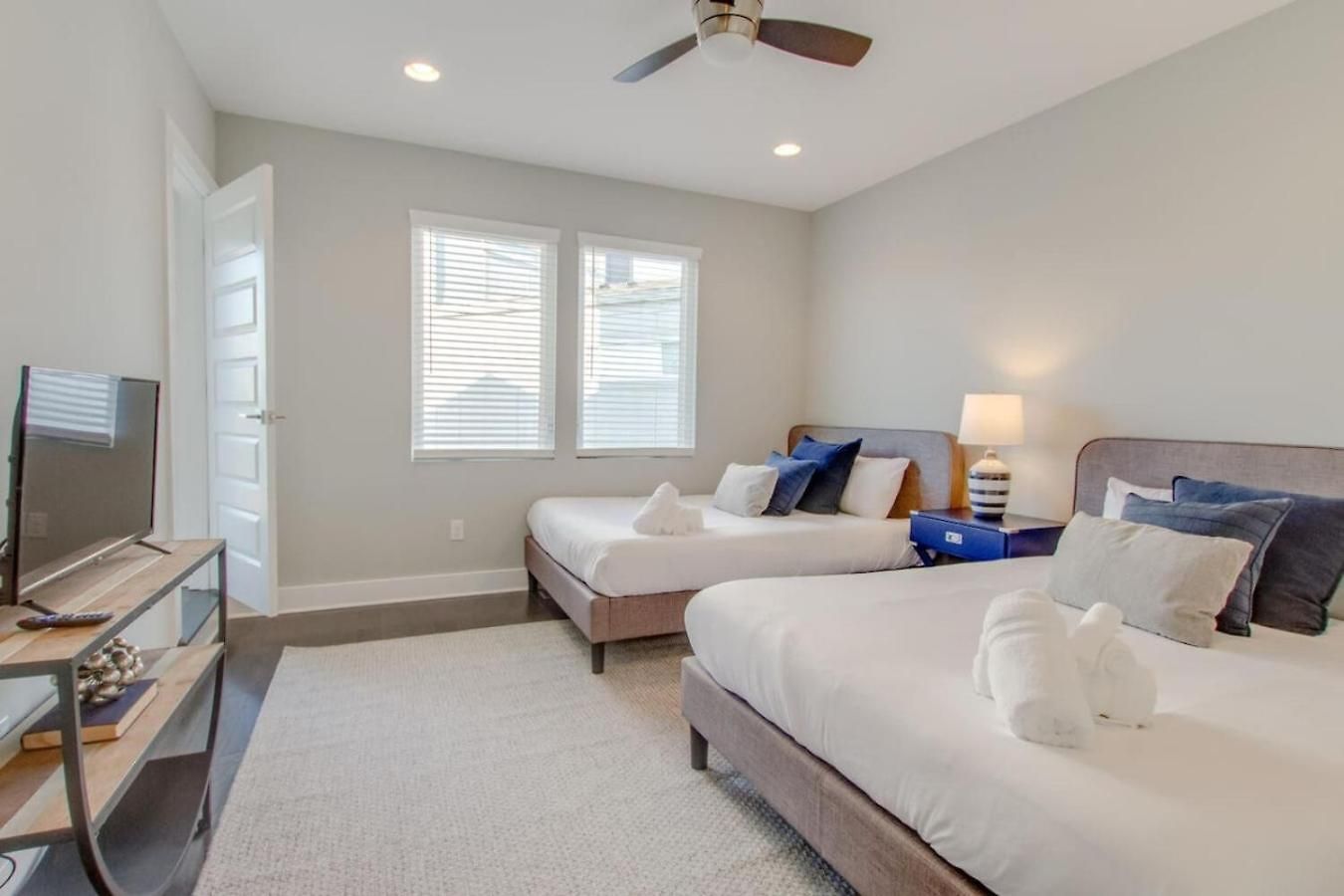 Relaxing Urban Escape Minutes To Downtown Holiday home Nashville