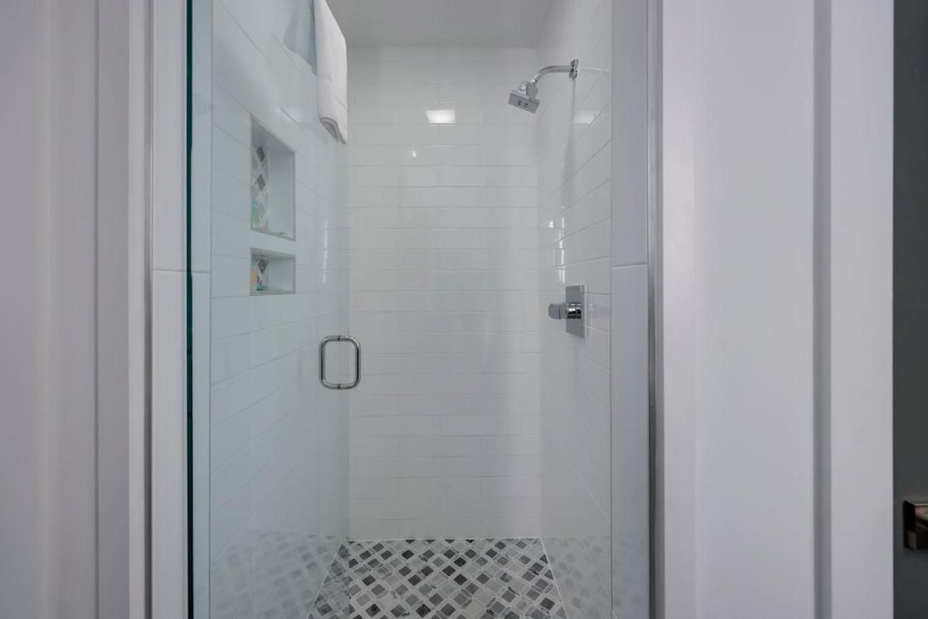 Holiday home Minutes To Broadway Stunning Townhome