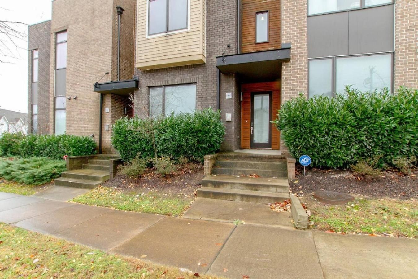 Stylish Private Rooftop Perfect Location Nashville