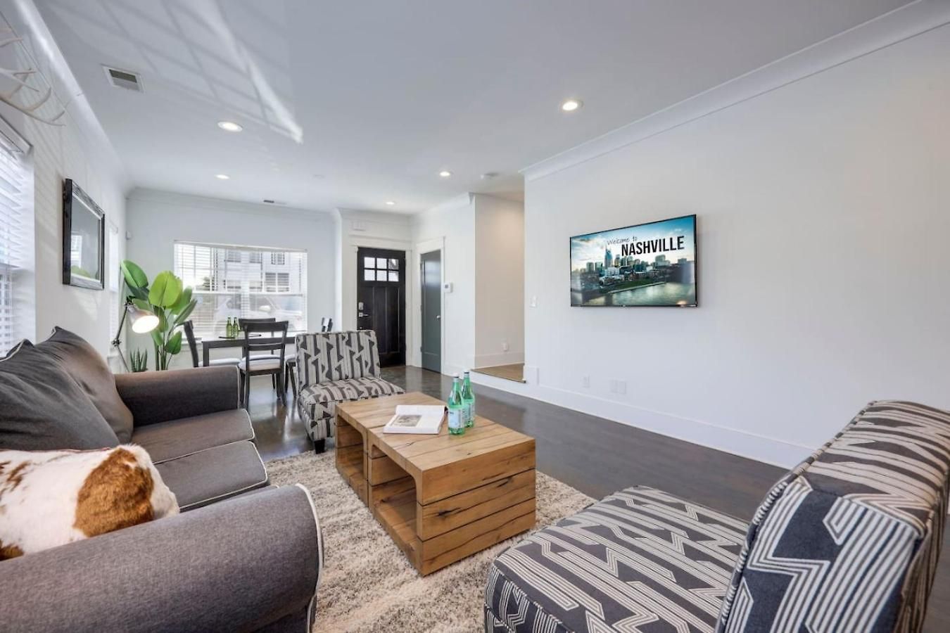 Holiday home Minutes To Broadway Stunning Townhome Nashville