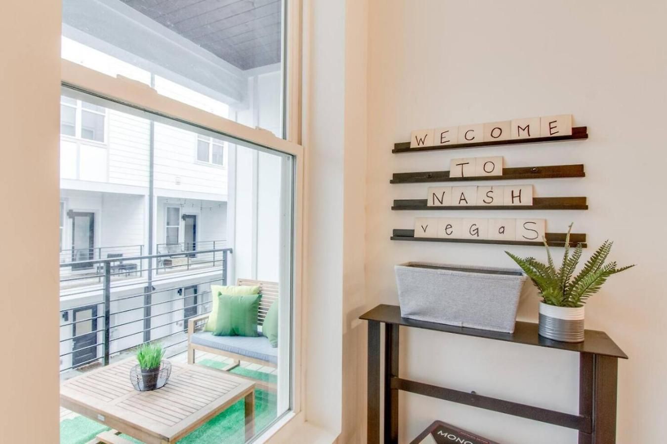 Holiday home Stylish Luxury Private Rooftop Space Hillsboro Nashville