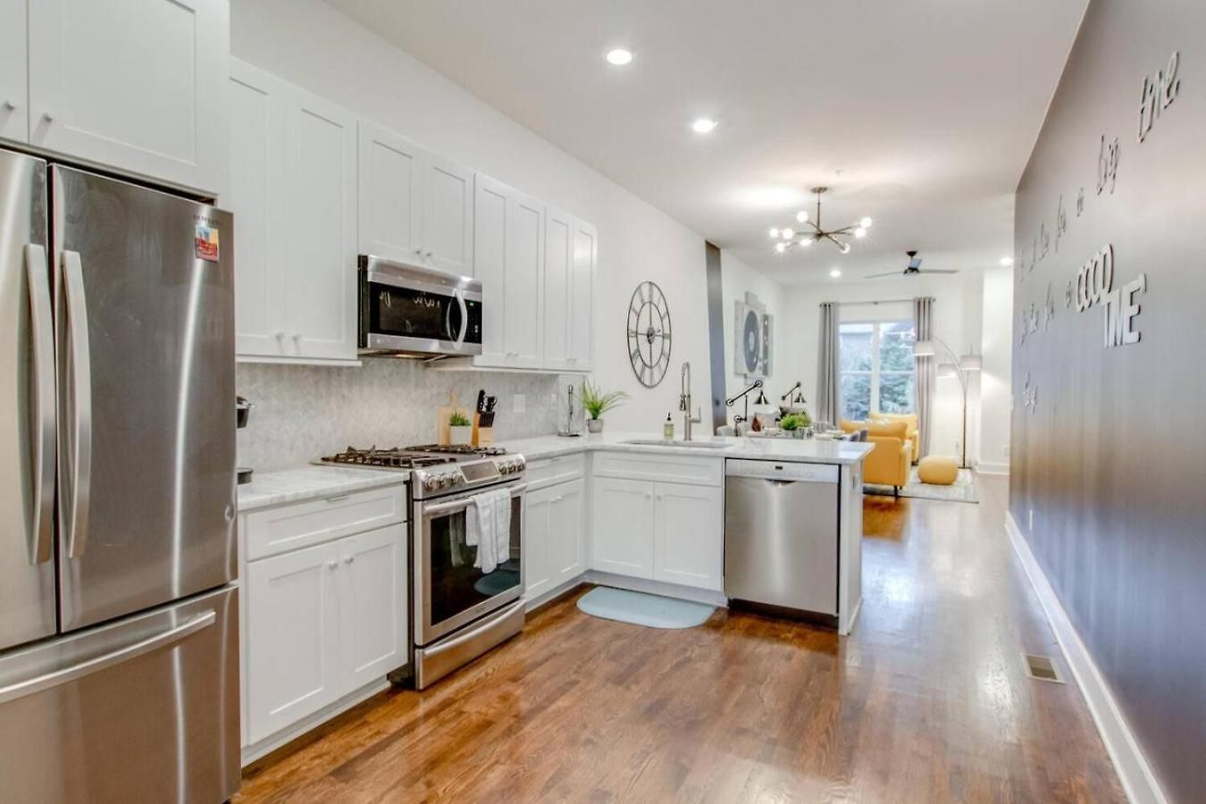 Stylish Luxury Private Rooftop Space Hillsboro Holiday home Nashville