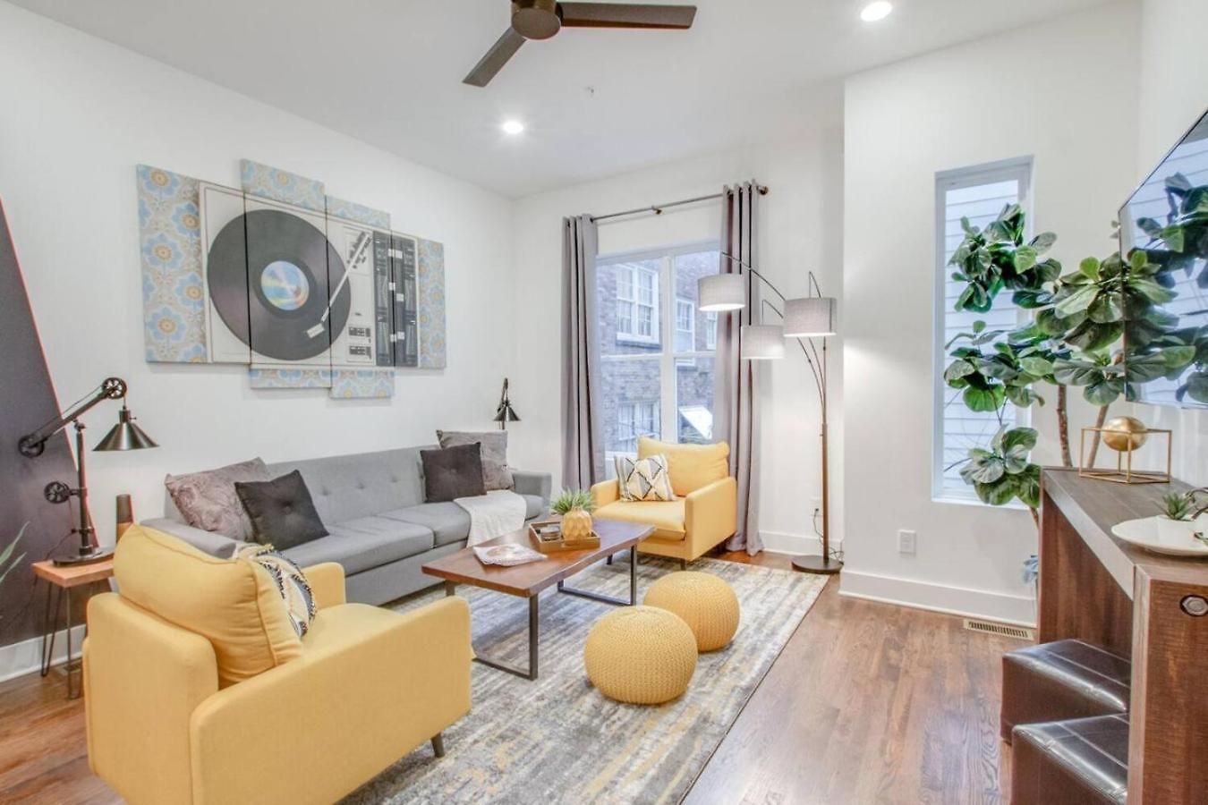 Stylish Luxury Private Rooftop Space Hillsboro *