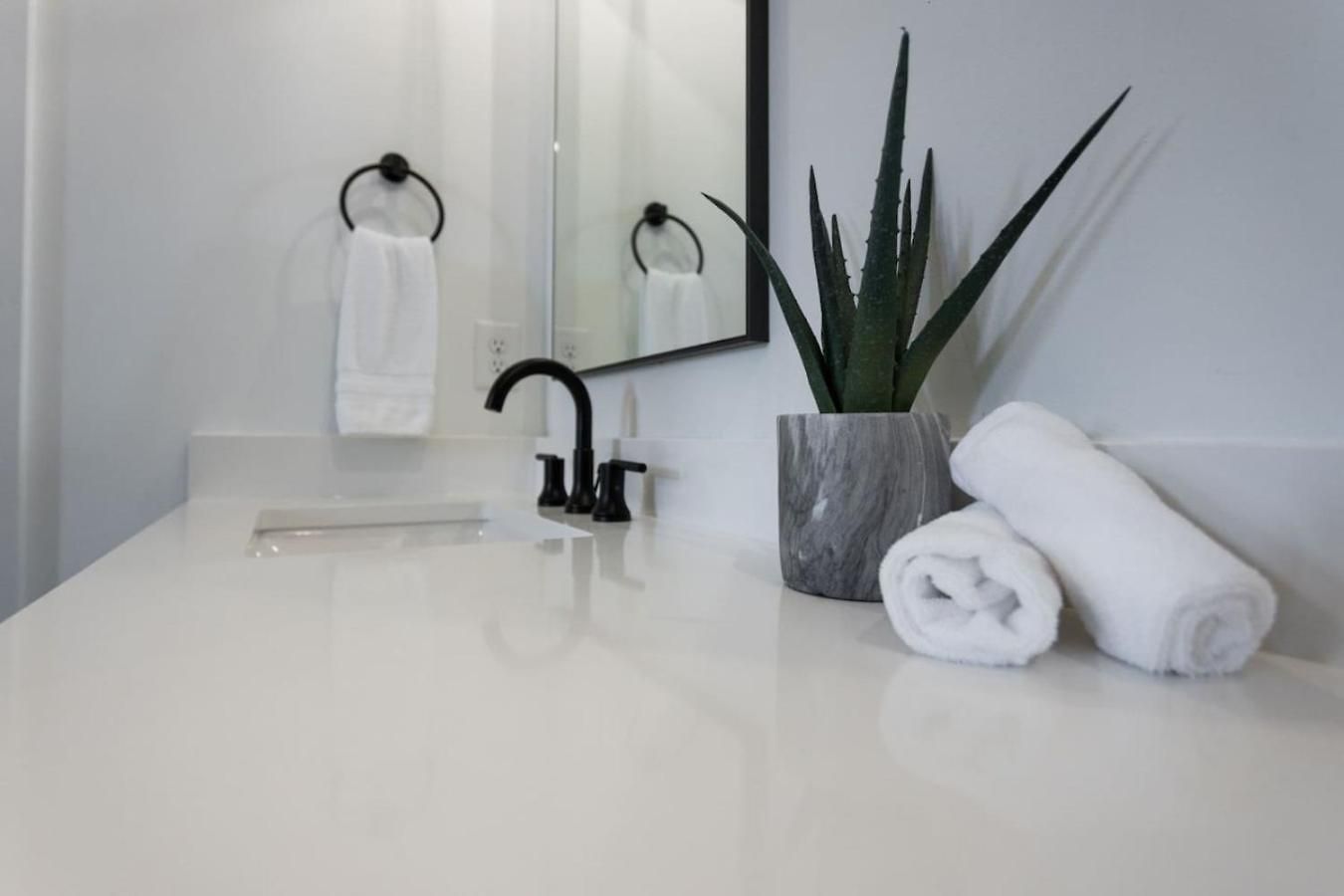 Holiday home Super Luxury Maximum Space Gorgeous Decor *