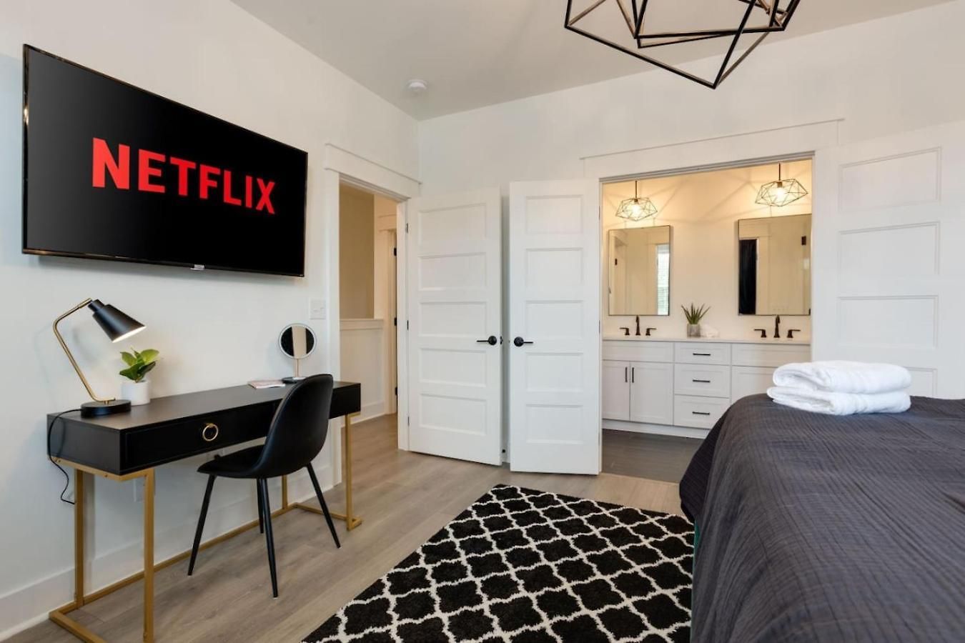 Super Luxury Maximum Space Gorgeous Decor Nashville