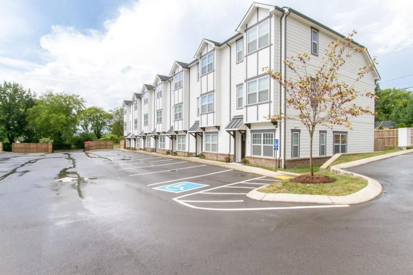 Holiday home Luxurious Townhome Music Group Retreat Nashville