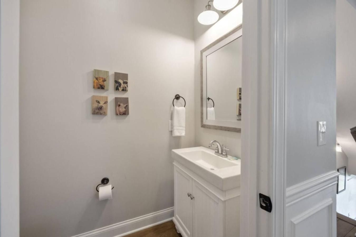 The Archer Three Bedroom Three And A Half Bath Music Row And Gulch Luxury *
