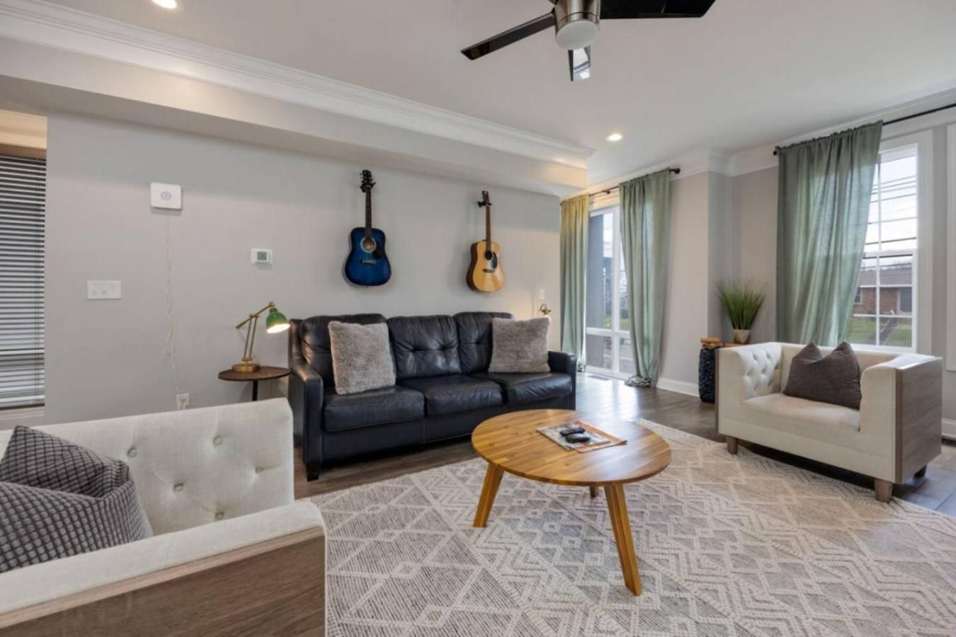 The Archer Three Bedroom Three And A Half Bath Music Row And Gulch Luxury *