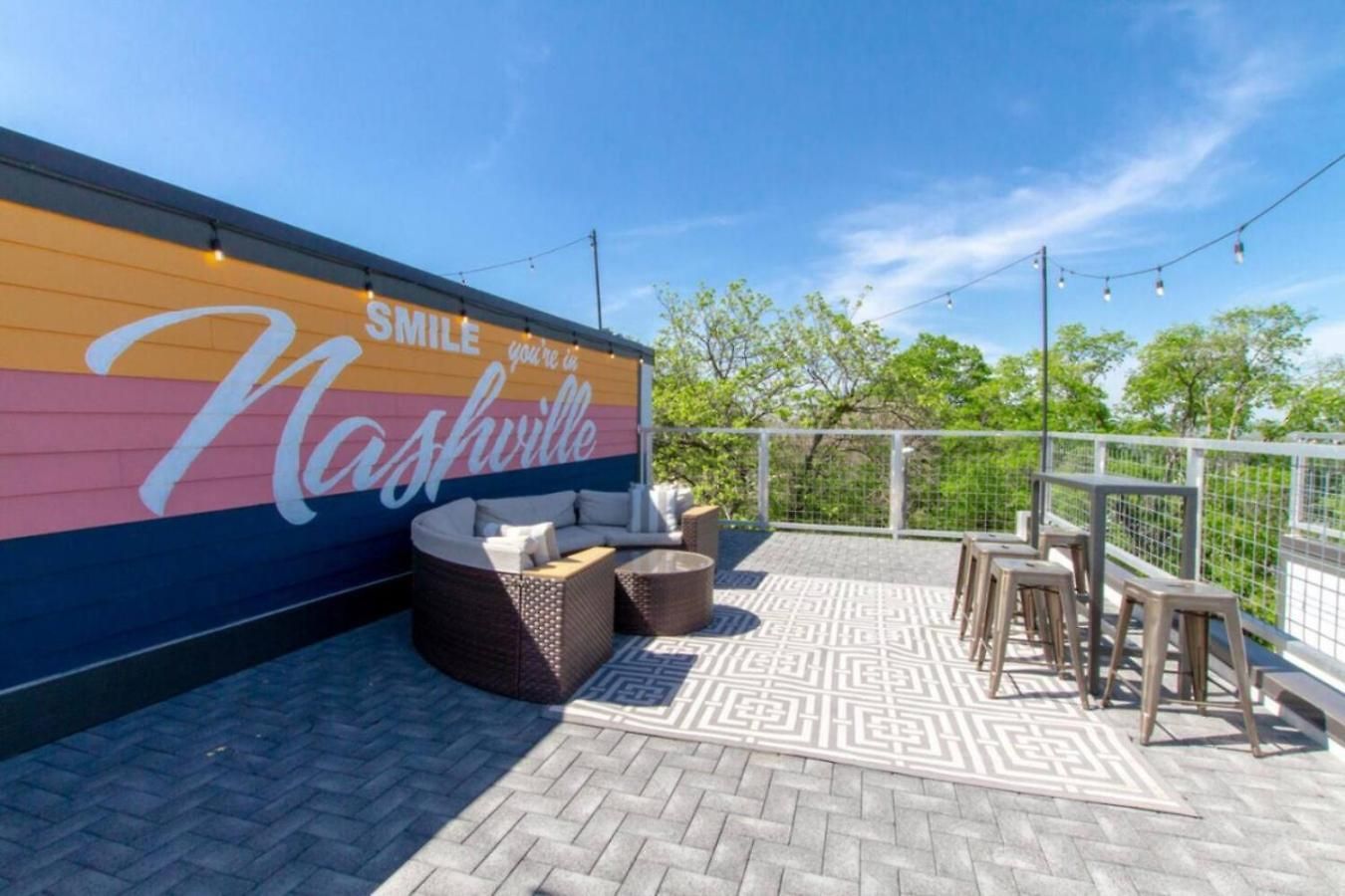 Nostalgic Vibes - View - Rooftop Balcon Holiday home