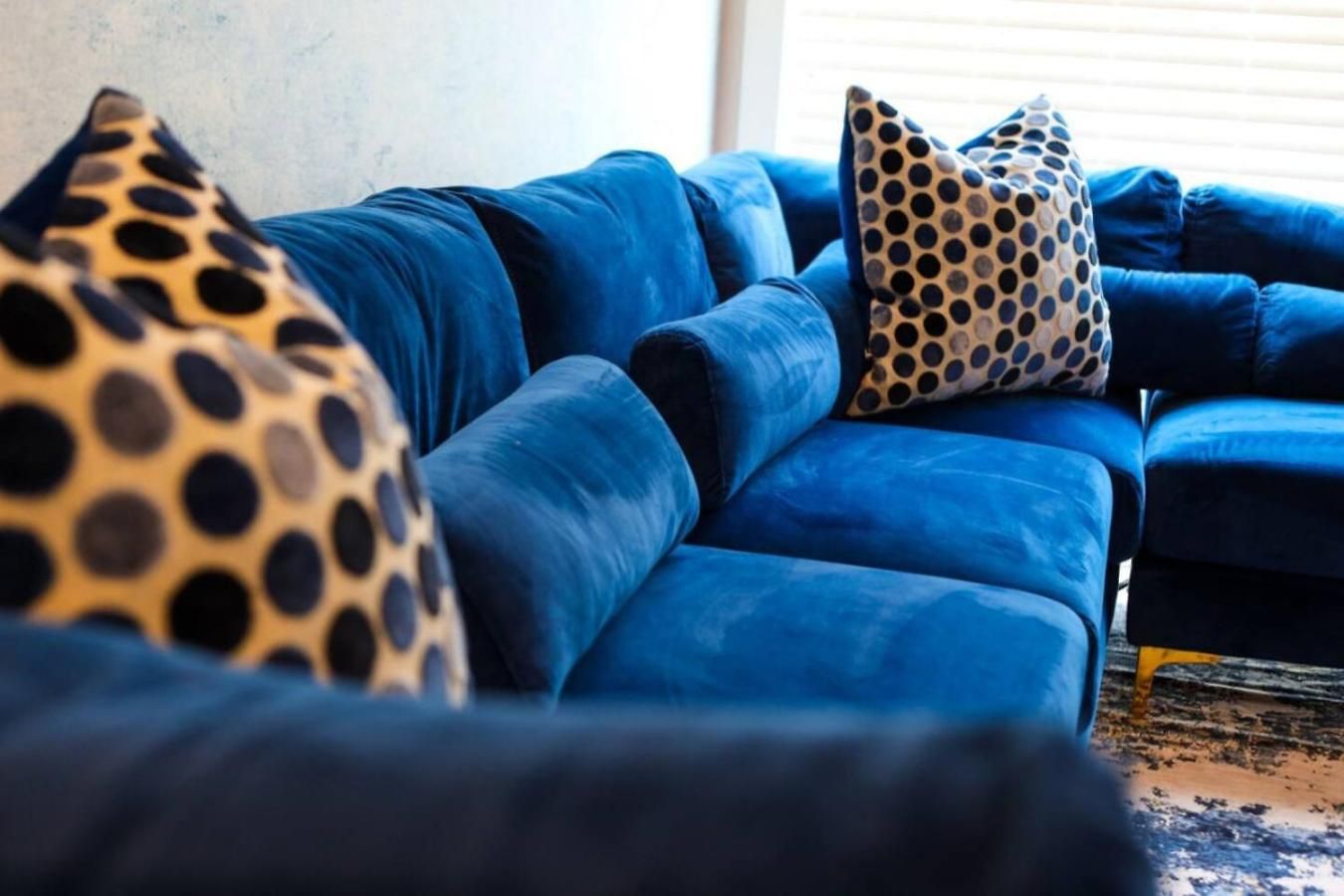 Sapphire Loft 4 Bedroom 4.5 Bath Rooftop Patio Holiday home *