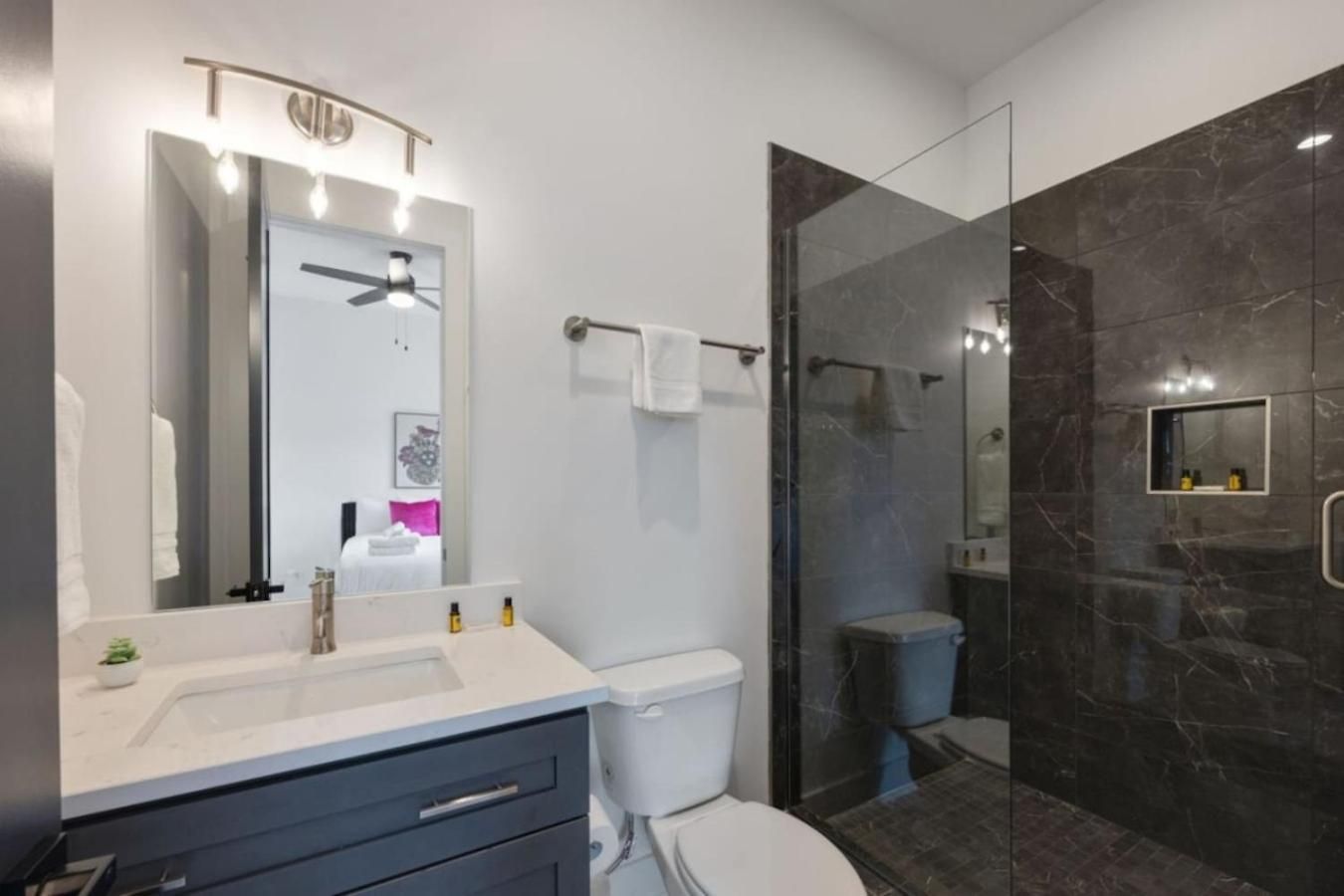 The Ryman 4 Bedroom Haven With Scenic Rooftop Holiday home Nashville